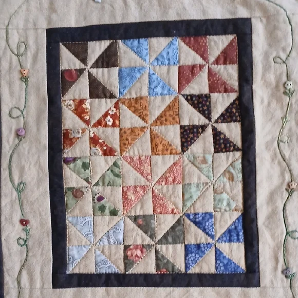 Small Pinwheel Garden Handmade Quilted Wall Hanging 10.25" x 12" - Picture 2 of 13